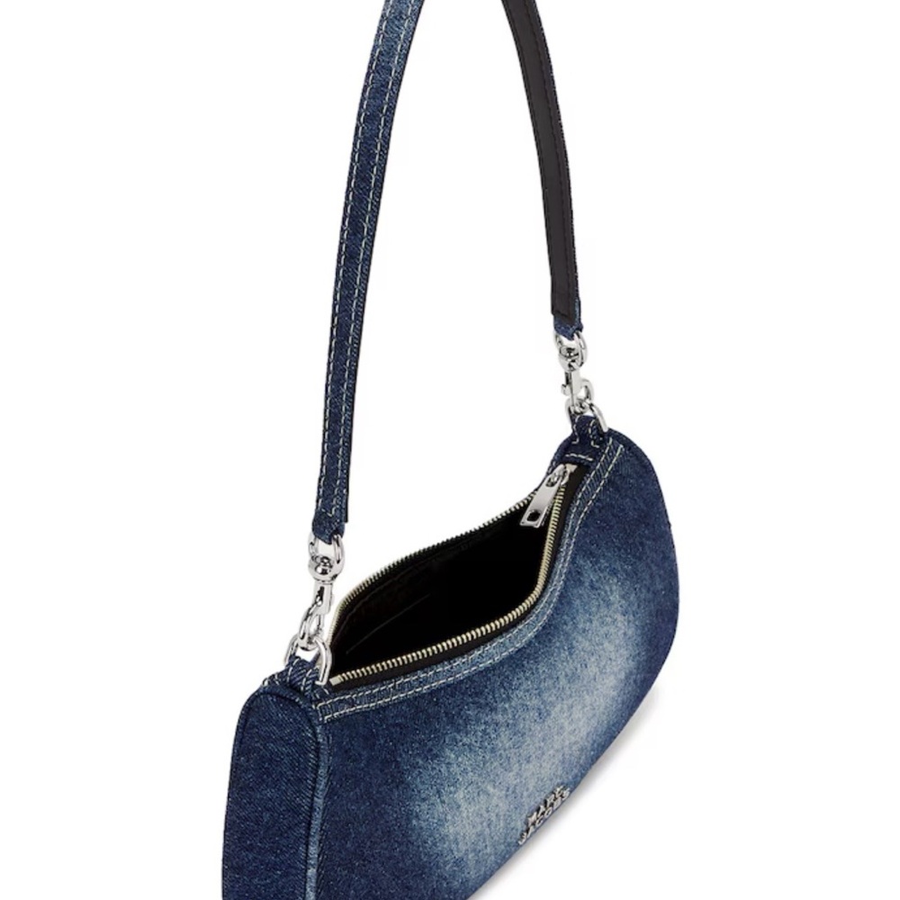 Marc Jacob’s Indigo Chain Denim Bag (NO CHAIN) similar to the Coach Teri